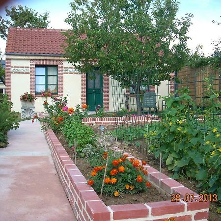 Bed and Breakfast Le Petit Saint-Julien Екстер'єр фото